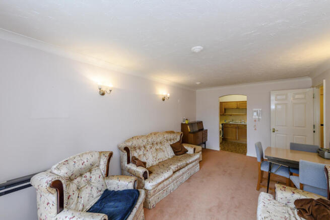 8396834-interior12
