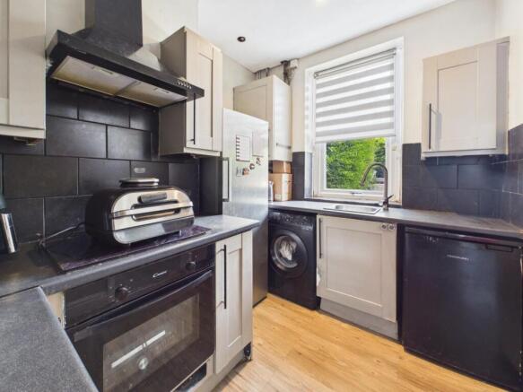 3 bed End of Terrace for sale Image 4