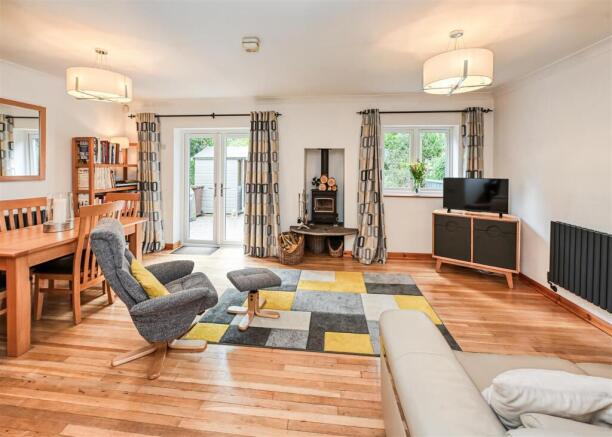 45a Sandy Lane, Tettenhall, Wolverhampton, WV6 9EB photo 4