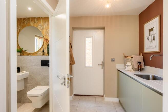 4 bed Detached for sale Image 7