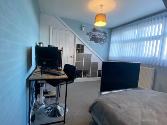 Photo 9