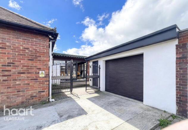 Chapterhouse Road, Luton photo 4