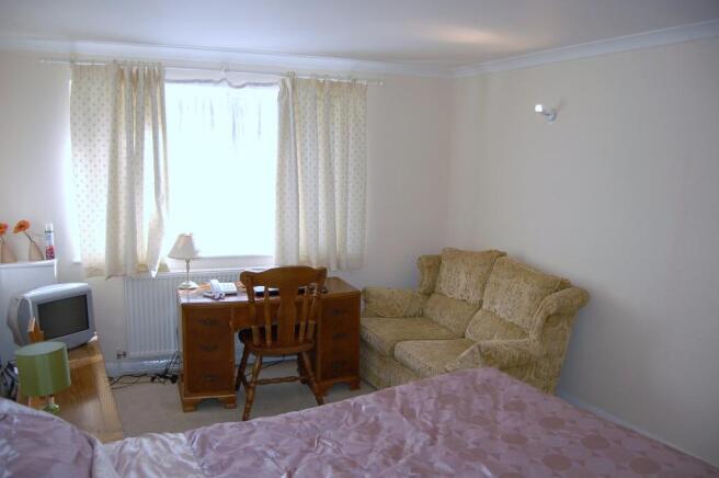 Living/Bedroom