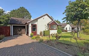 9, Parc Isaf, Llanfairfechan LL33 0AH