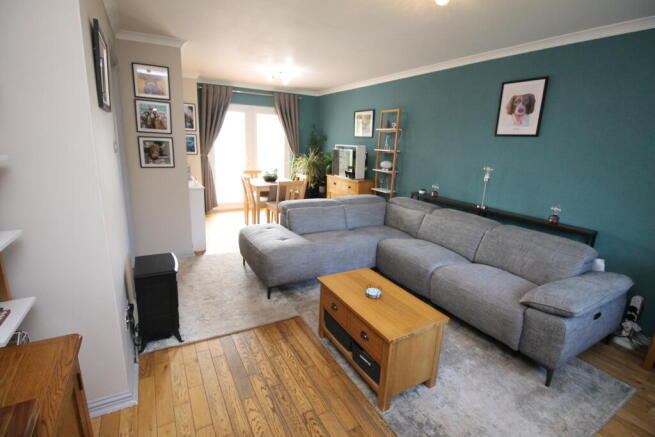 Lounge Dining area