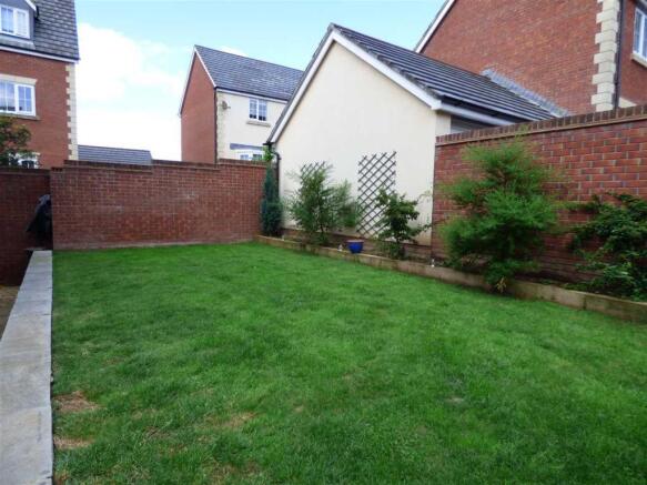 GARDENS VIEW 3