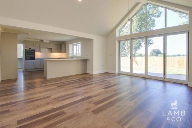 KITCHEN/DINING/LIVING