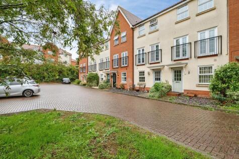 Orchard Close, Eye