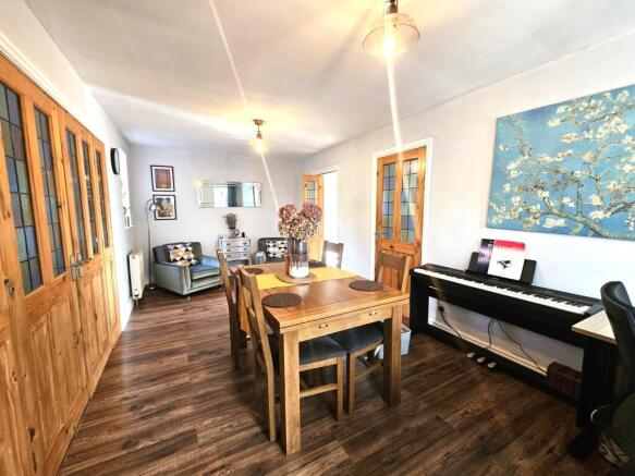 Dining room/family room