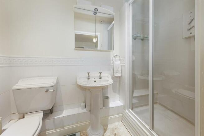 Ensuite Shower Room (Bed 1)
