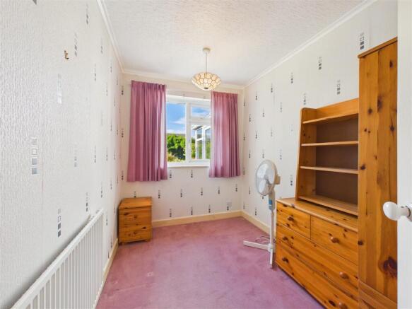 3 bed Semi-Detached Bungalow for sale Image 10