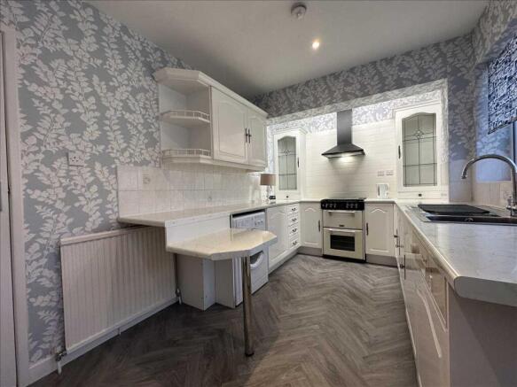 3 bed Bungalow to rent Image 5