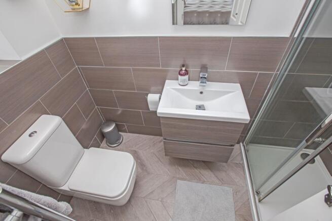 En suite shower room