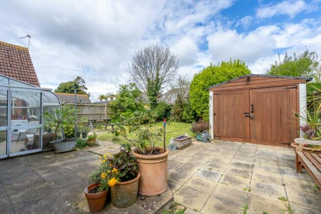 Rear Garden (2).jpg