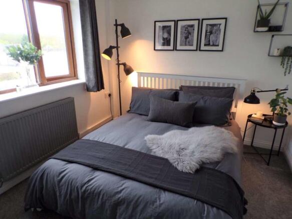 Photo 9