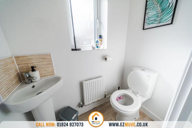 4 bed Detached for sale Image 8