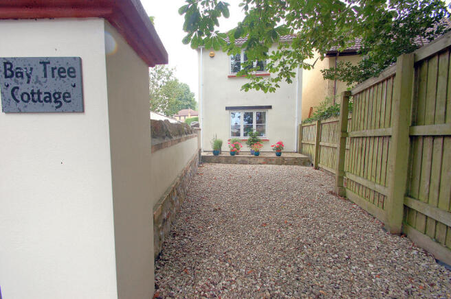 Baytree Cott Front3.JPG