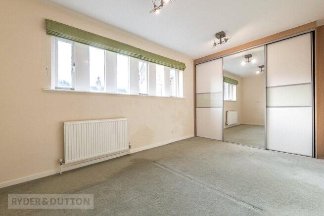 1 bed House for sale Image 4