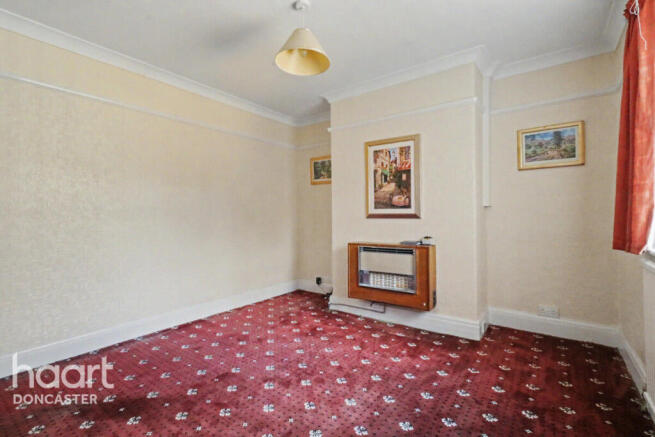 3 bed Semi-Detached for sale Image 12