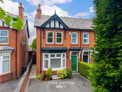 Hatherton House, Brettell Lane, Stourbridge - Full of Period Features