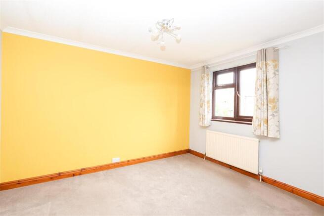 3 bed Semi-Detached for sale Image 5