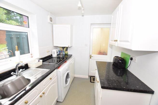 Kitchen Cottage 1