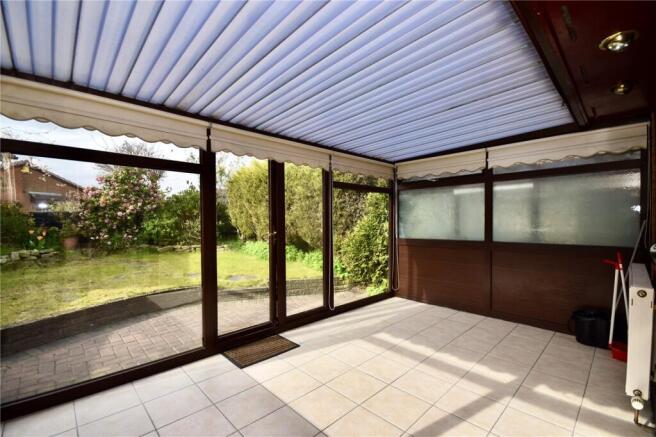 2 bed Semi-Detached Bungalow for sale Image 7
