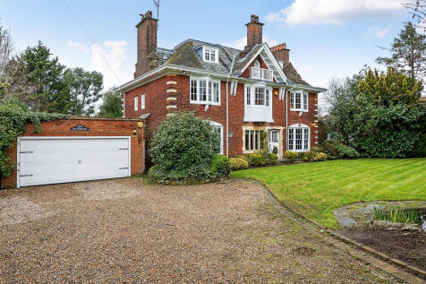 Darkes Lane, Potters Bar, EN6