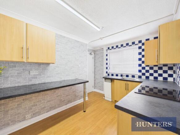 2 bed Apartment for sale Image 4