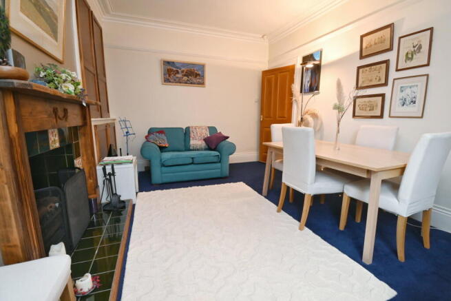 4 bed Terraced for sale Image 7