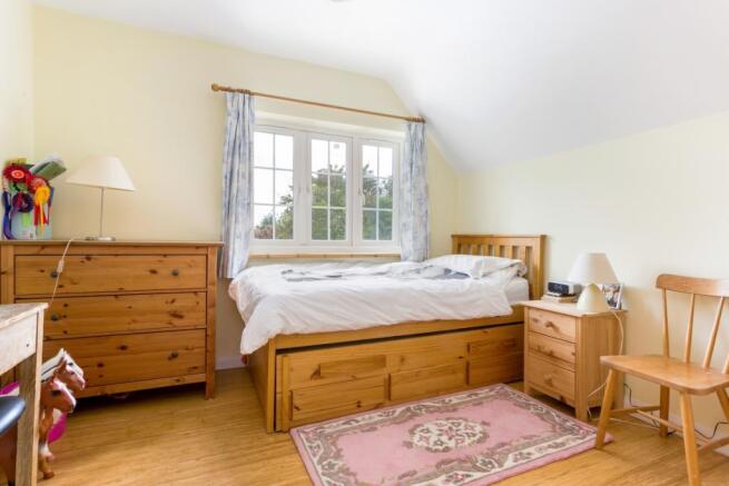 bed 4