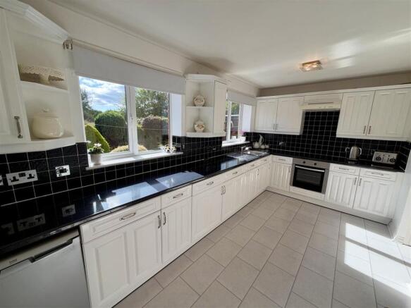 Kitchen / Diner