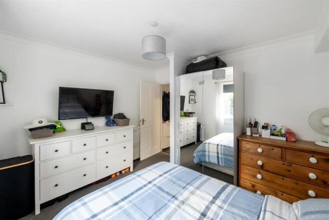Double Bedroom 