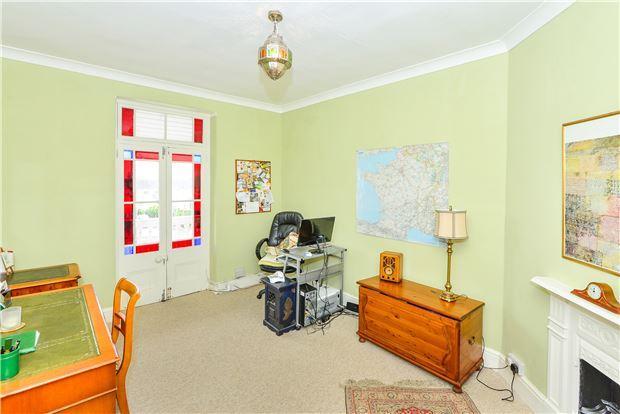Bedroom/Office
