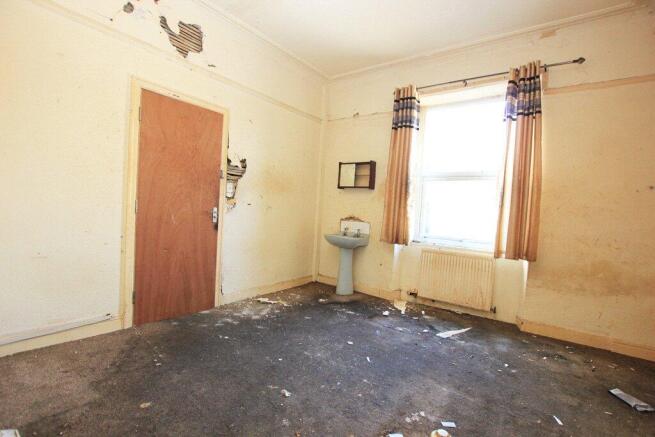 6 bed Terraced for sale Image 7