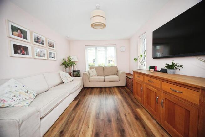 Abacot Grove, Houghton Regis, Dunstable photo 4