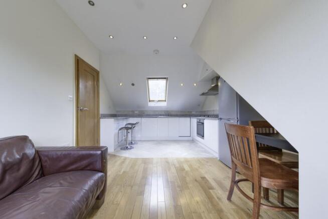 Westbere Road, West Hampstead, NW2 photo 4