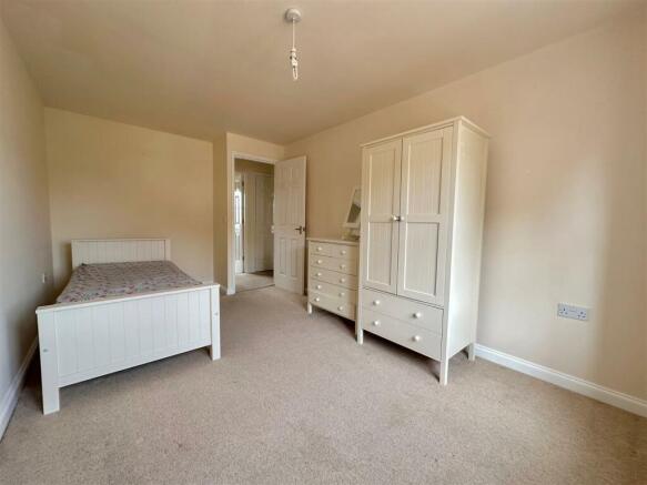 Bedroom 3.jpg