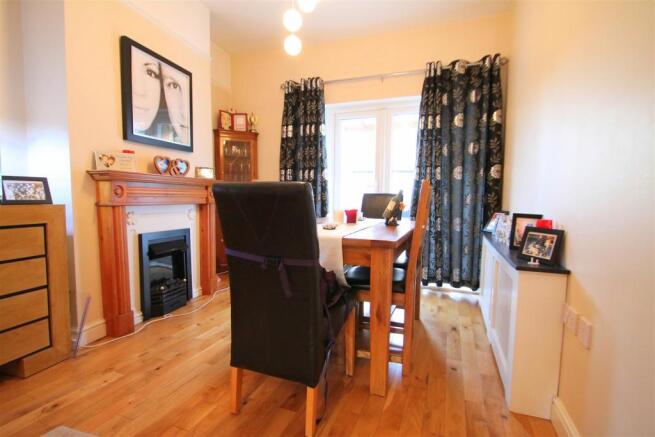 Dining Room.jpg