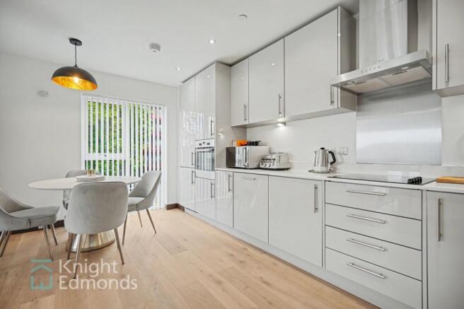 Kitchen & Dining Room