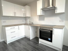 3a, Birchwood Parade, Woodside Drive, Dartford DA2 7NJ