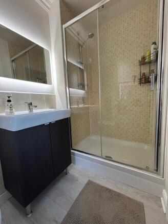 Ensuite