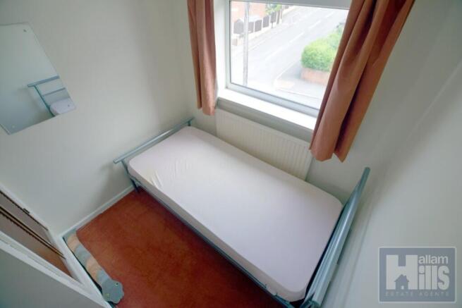 3 bed Semi-Detached to rent Image 10