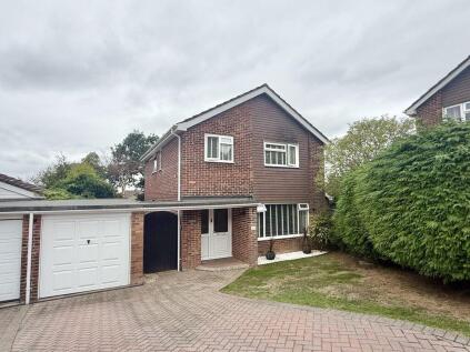 Orbec Avenue, Kingsteignton