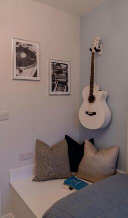 3 bed Semi-Detached for sale Image 11
