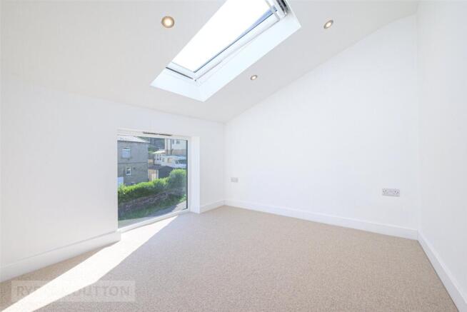 3 bed Detached for sale Image 12
