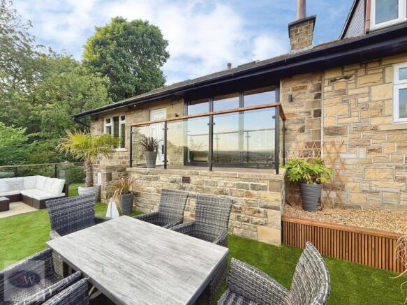 4 bed Detached for sale Image 12