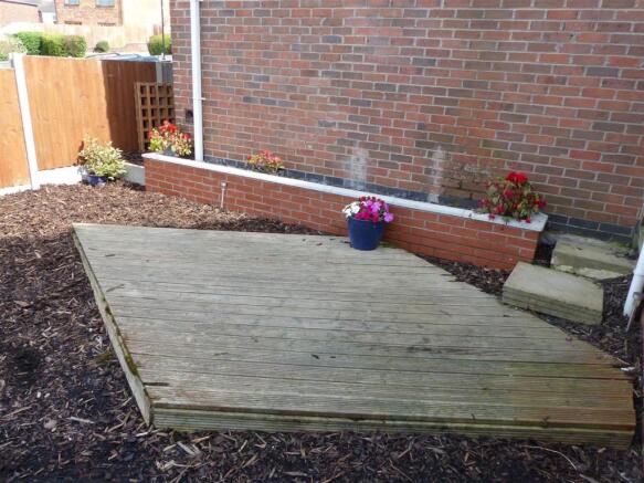 RAISED PATIO & COLOU
