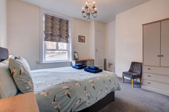 2 bed Apartment for sale Image 5
