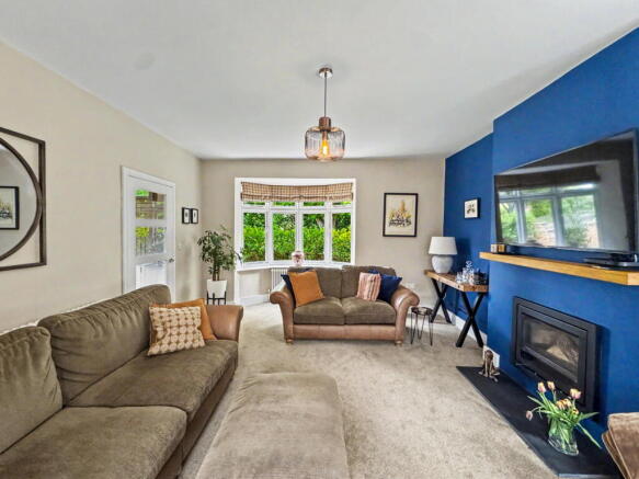 4 bed Detached for sale Image 6